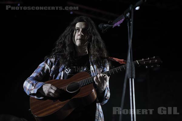 KURT VILE AND THE VIOLATORS - 2019-05-30 - NIMES - Paloma - Flamingo - 